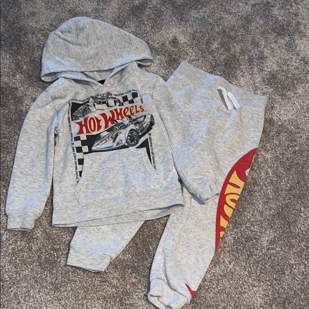 Hot Wheels Gray Hoodie and Sweatpants Set